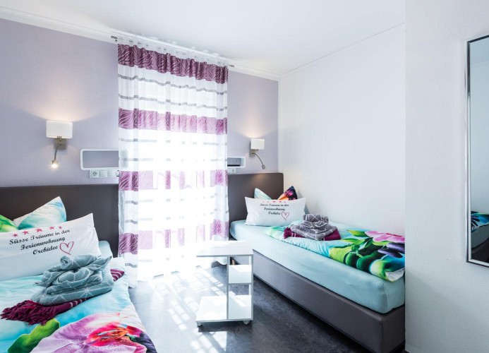 Schlafzimmer II 